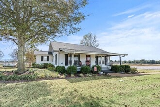 11214 US Hwy 72 W in Athens, AL - Building Photo - Building Photo