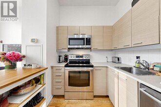 569 King St E in Toronto, ON - Building Photo - Building Photo