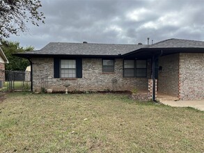 620 Willow Ridge Pl in Edmond, OK - Building Photo - Building Photo