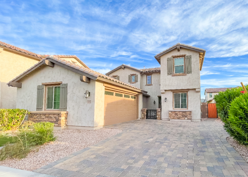 118 E Canyon Way in Chandler, AZ - Building Photo