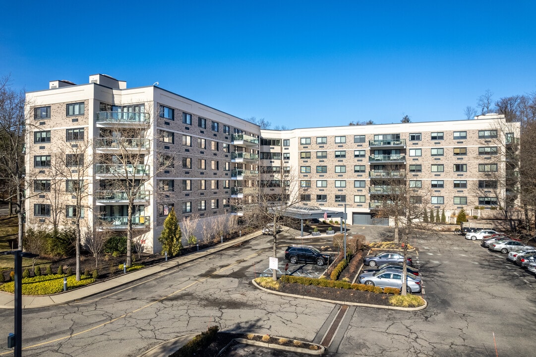 The Newstead in South Orange, NJ - Foto de edificio