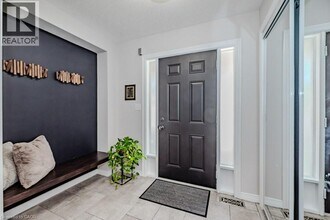 54 Geranium Ave in Hamilton, ON - Building Photo - Building Photo