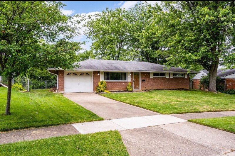 4019 Haverstraw Dr in Sharonville, OH - Building Photo