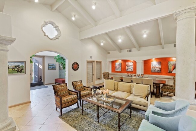 407 Por La Mar Cir in Santa Barbara, CA - Building Photo - Building Photo