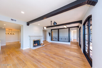 1376 Miller Pl in Los Angeles, CA - Building Photo - Building Photo