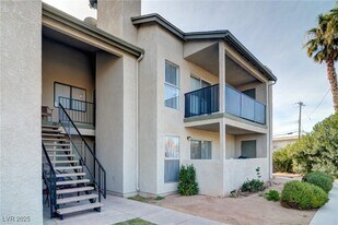2981 Country Manor Ln in Las Vegas, NV - Building Photo
