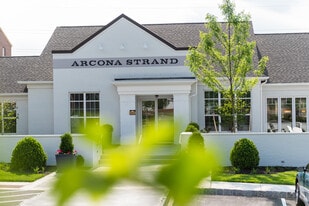 Arcona Strand in Mechanicsburg, PA - Building Photo
