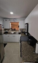 7368 SW 82nd St in Miami, FL - Building Photo - Building Photo