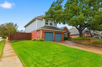 4506 Dorchester Ct in Grapevine, TX - Building Photo - Building Photo