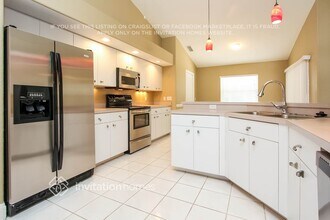 5856 Taylor Rd in Venice, FL - Building Photo - Building Photo