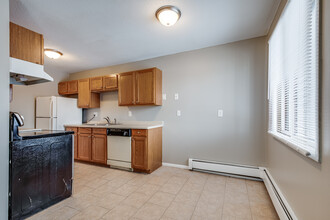 Gervais Lakes Apartments - Convenient Living in St. Paul, MN - Foto de edificio - Interior Photo