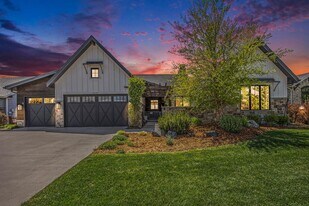 4039 Grand Park Dr in Timnath, CO - Building Photo