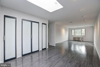 2711 Ordway St NW-Unit -310 in Washington, DC - Building Photo - Building Photo