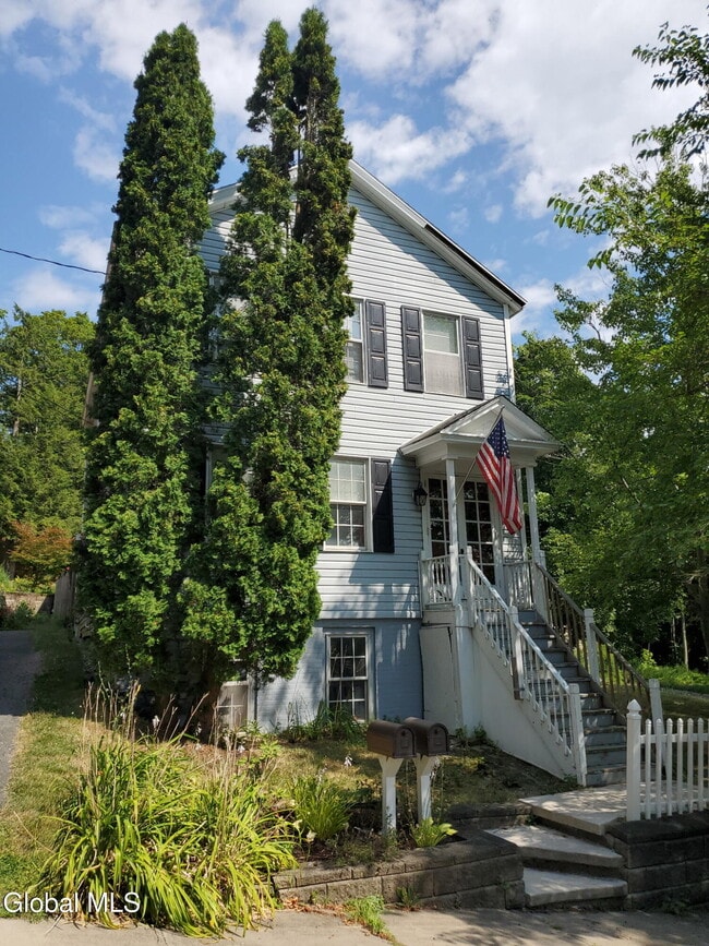 property at 2 Lawrence St