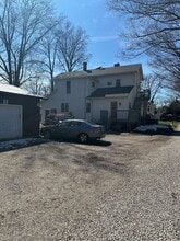 321 Grant St in Geneva, OH - Building Photo - Building Photo