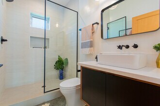 2515 Federal Ave in Los Angeles, CA - Building Photo - Building Photo