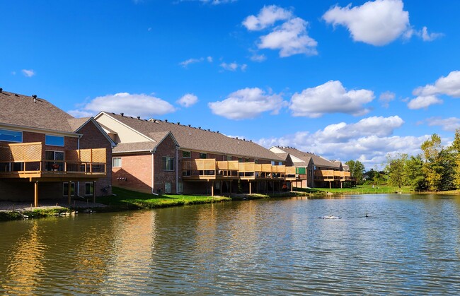 Briggs Park of Troy in Troy, MI - Foto de edificio - Building Photo