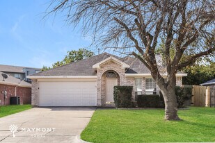 3216 Dove Valley Ln in Mansfield, TX - Building Photo