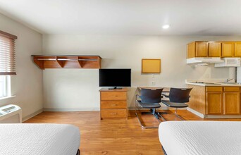 Furnished Studio-Oklahoma City - Norman in Norman, OK - Building Photo - Building Photo