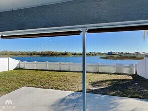 8105 Tar Hollow Dr in Gibsonton, FL - Foto de edificio - Building Photo