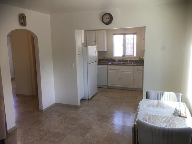 1229 Parkhill Dr in Billings, MT - Foto de edificio - Building Photo