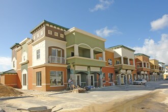1014 Gateway Blvd in Boynton Beach, FL - Building Photo - Building Photo