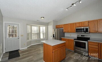 116 Milbros Ln in Mooresville, NC - Building Photo - Building Photo