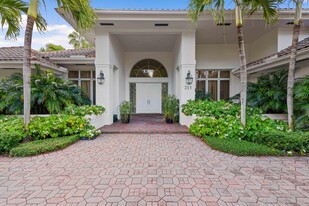 351 Eagle Dr in Jupiter, FL - Building Photo - Building Photo