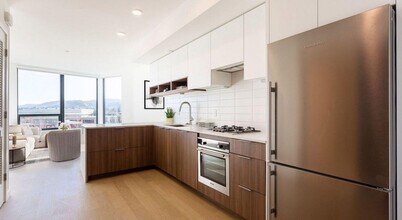 1380 N California Blvd in Walnut Creek, CA - Building Photo - Building Photo