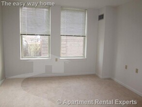 632 Massachusetts Ave in Cambridge, MA - Foto de edificio - Building Photo