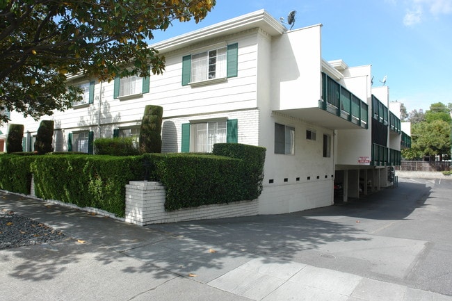 San Jose Apartment in San Jose, CA - Building Photo - Building Photo