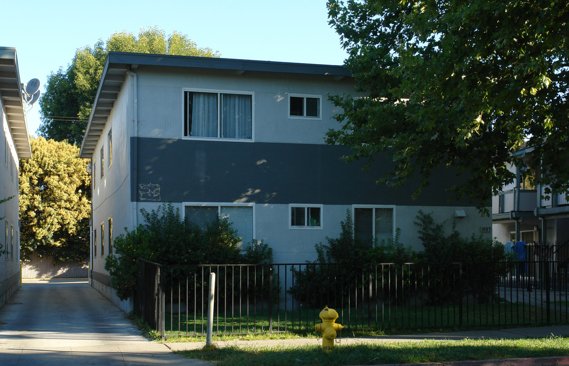 1063 Appian Lane in San Jose, CA - Building Photo