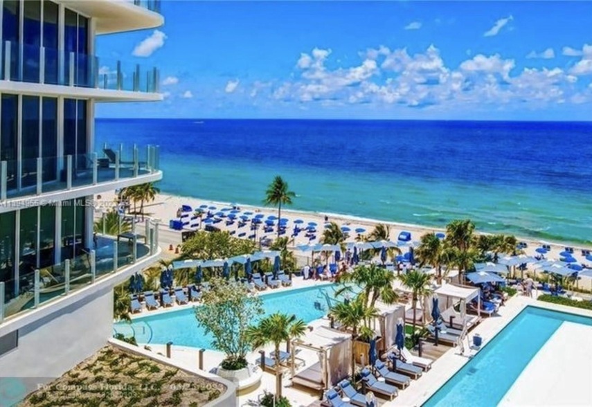 525 N Fort Lauderdale Beach Blvd in Fort Lauderdale, FL - Foto de edificio