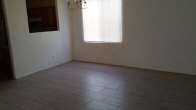 3784 Kit Fox St in Las Vegas, NV - Building Photo - Building Photo