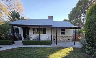 11536 Cumpston St in North Hollywood, CA - Building Photo