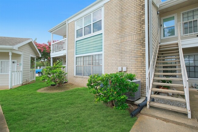 property at 12660 Ashford Point Dr
