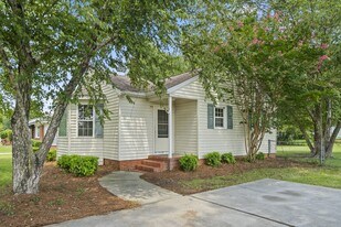 172 S Aiken Dr in Florence, SC - Building Photo