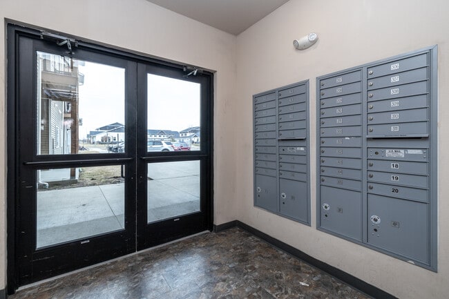 Ohana Apartments in Mankato, MN - Foto de edificio - Lobby