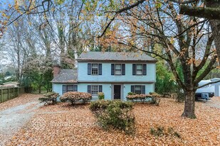 1000 Covewood Ct in Charlotte, NC - Building Photo