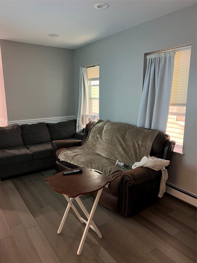 9211 De Sota Rd in Queens, NY - Building Photo - Building Photo