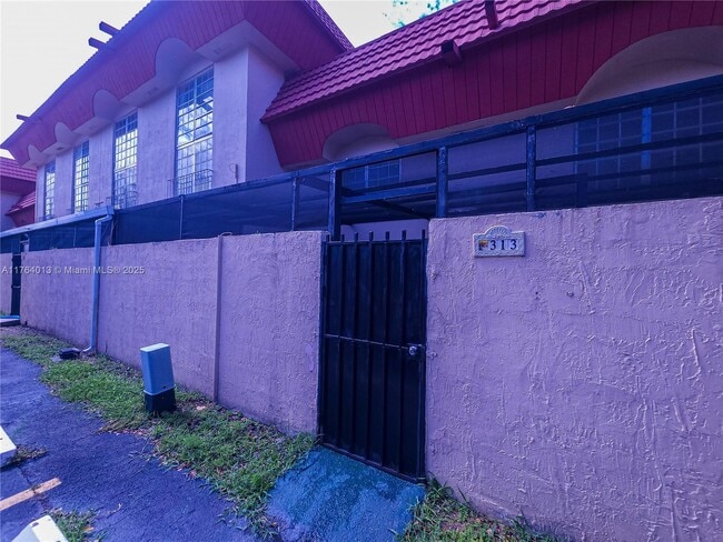property at 10907 N Kendall Dr