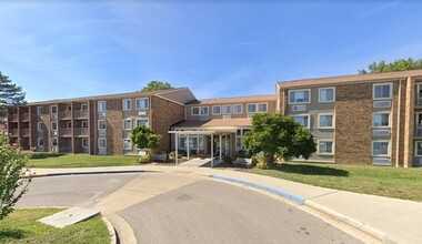 Rolla Senior Apartments in Rolla, MO - Foto de edificio - Building Photo