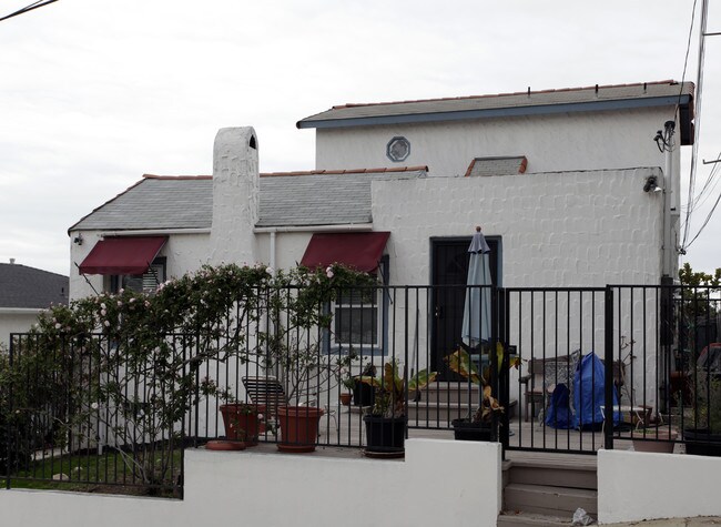 2752-2756 State St in San Diego, CA - Foto de edificio - Building Photo