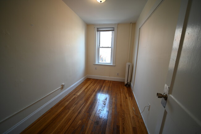 5 Barrows St in Boston, MA - Building Photo - Building Photo