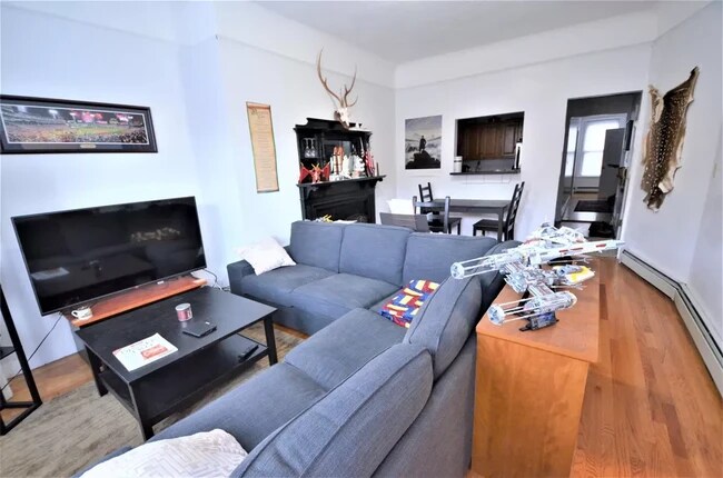 591 Beacon St, Unit 2 in Boston, MA - Building Photo - Building Photo