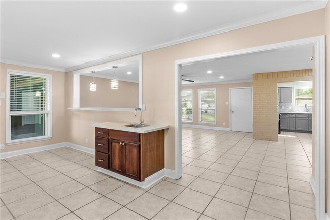 4201 Sevan St in Bacliff, TX - Building Photo - Building Photo