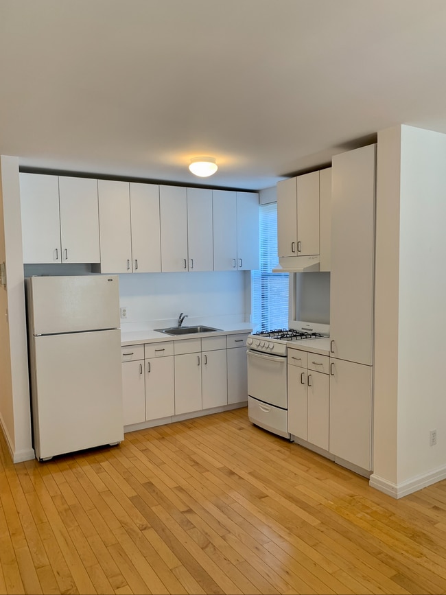 1829 26th Ave, Unit 3
