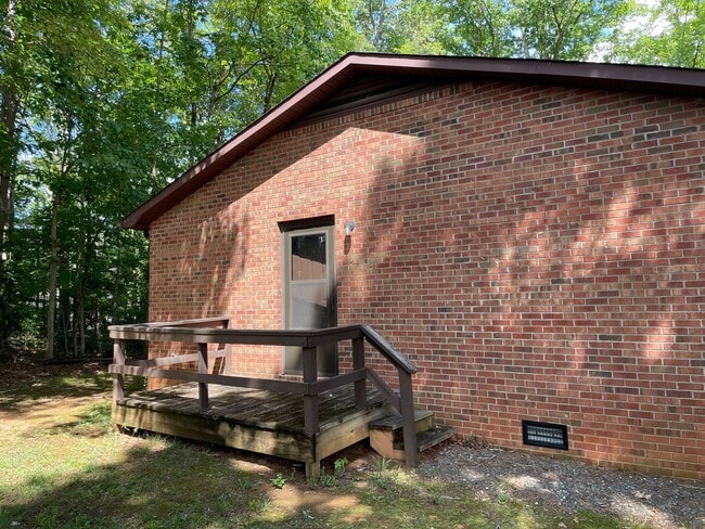 property at 224 Northwood Dr