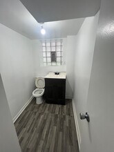 3035 N Keating Ave, Unit Garden in Chicago, IL - Foto de edificio - Building Photo