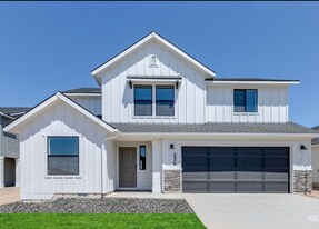 3926 W Tribute St in Meridian, ID - Building Photo